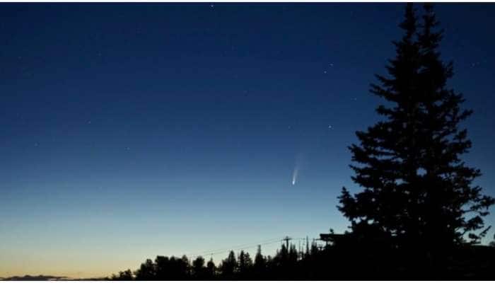 பூமியை நெருங்கும் அரிய NEOWISE வால்நட்சத்திரத்தை வெற்றுக் கண்ணால் பார்க்க முடியுமா? பூமியை நெருங்கும் அரிய NEOWISE வால்நட்சத்திரத்தை வெற்றுக் கண்ணால் பார்க்க முடியுமா?