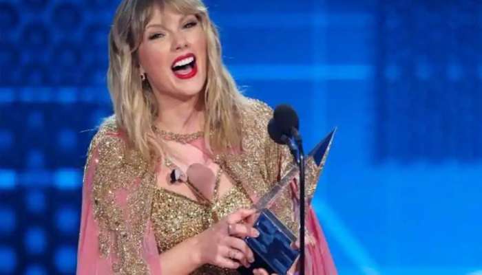 Taylor Swift: 'Folklore'மூலம் புதிய சாதனைப் பதிவை உருவாக்கிய பாடகி... title=