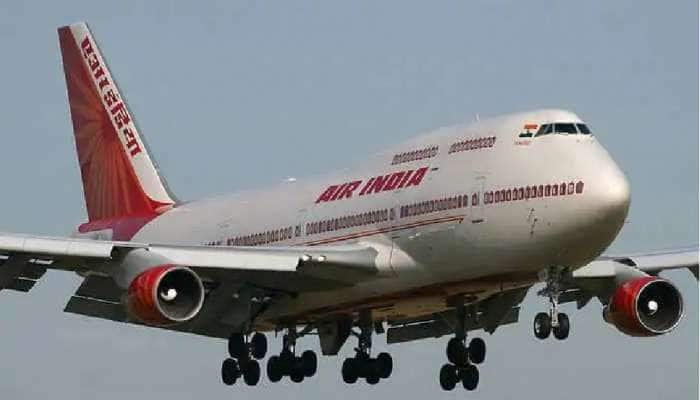 பணம் இல்லை.... ஒரே இரவில் 48 விமானிகளை வேலையை விட்டு நீக்கிய Air India..!! title=