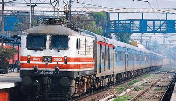 இந்திய ரயில்வேயில் 1.40 லட்சம் காலிப்பணியிடங்களுக்கான தேர்வு டிசம்பர் 15 முதல் தொடக்கம்