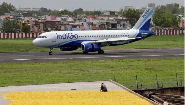 விமானத்தில் ஃபோட்டோ வீடியோ எடுக்க தடை இல்லை: DGCA விளக்கம்..!!! விமானத்தில் ஃபோட்டோ வீடியோ எடுக்க தடை இல்லை: DGCA விளக்கம்..!!!