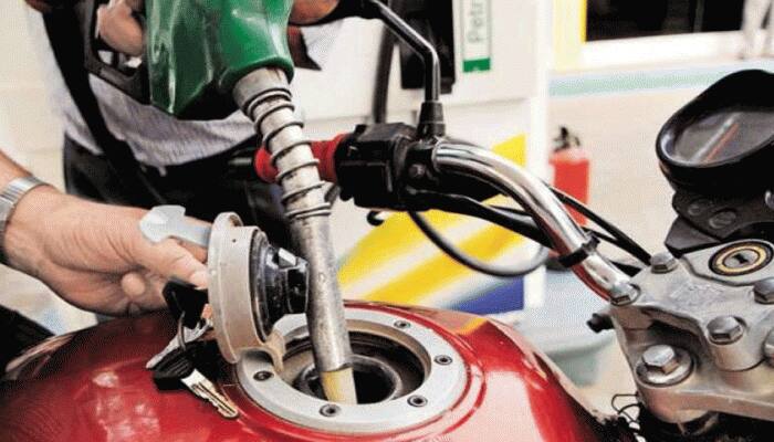Petrol Diesel Price: தொடர்ச்சியாக 4வது நாளாக டீசல் விலை மலிவு.....!!
