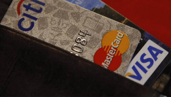 ATM கார்டுக்கான RBI இன் 3 முக்கிய விதிகள்; நிதி இழப்புகளைத் தடுக்க இவற்றைப் பின்பற்றுங்கள் ATM கார்டுக்கான RBI இன் 3 முக்கிய விதிகள்; நிதி இழப்புகளைத் தடுக்க இவற்றைப் பின்பற்றுங்கள்