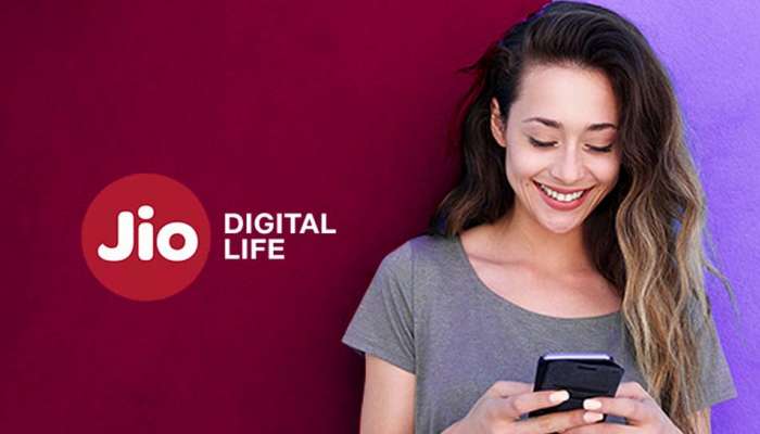 கிரெடிட் கேரி பார்வேட் சலுகையை அறிவித்த Jio... எவ்வாறு இதை பயன்படுத்துவது?.. கிரெடிட் கேரி பார்வேட் சலுகையை அறிவித்த Jio... எவ்வாறு இதை பயன்படுத்துவது?..