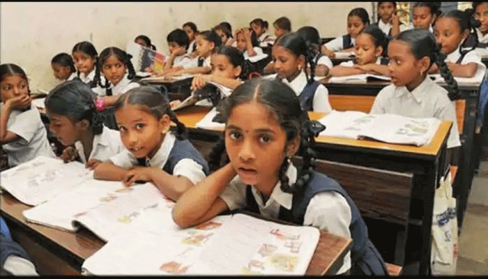 தமிழகத்தில் பள்ளிகள் எப்பொழுது திறக்கப்படும்? அமைச்சர் செங்கோட்டையன் விளக்கம்! தமிழகத்தில் பள்ளிகள் எப்பொழுது திறக்கப்படும்? அமைச்சர் செங்கோட்டையன் விளக்கம்!