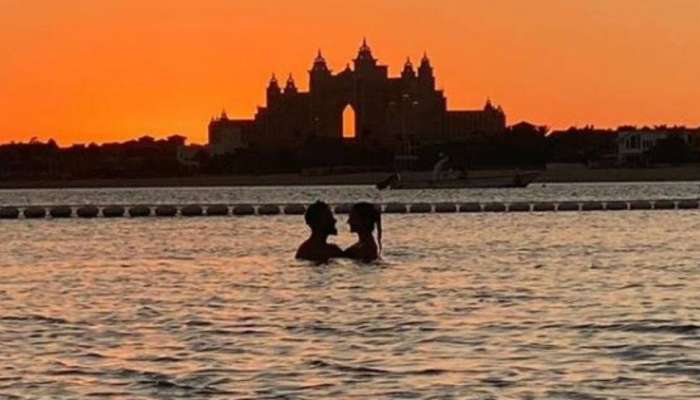 இணையத்தை கலக்கும் விராட்-அனுஷ்காவின் Sunset Photo..!!! இணையத்தை கலக்கும் விராட்-அனுஷ்காவின் Sunset Photo..!!!