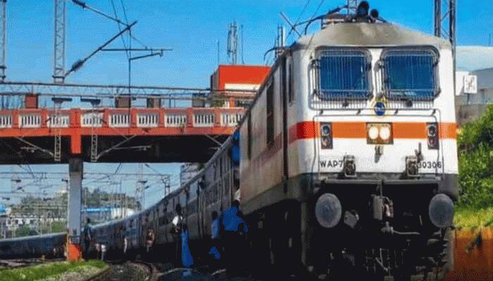 IRCTC: இன்று முதல் 392 சிறப்பு ரயில்கள் இயக்கப்படும்; முழு விவரம் இங்கே... IRCTC: இன்று முதல் 392 சிறப்பு ரயில்கள் இயக்கப்படும்; முழு விவரம் இங்கே...