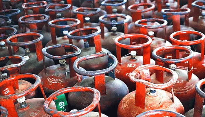 LPG Gas Booking method : இந்த 4 முறைகளைப் பின்பற்றி உங்கள் காஸ் புக் செய்யுங்கள்!