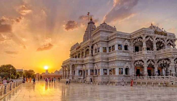 7 மாதங்களுக்குக் பிறகு திறக்கப்பட்ட ஸ்ரீகிருஷ்ணனின் காதல் கோவில் prem mandir, Mathura