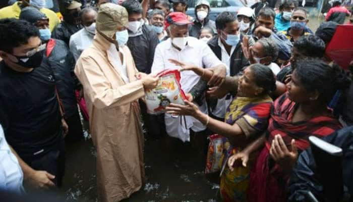 கனமழையால் பாதிக்கப்பட்ட மக்களை நேரில் சந்தித்து உதவிகளை வழங்கிய ஸ்டாலின்