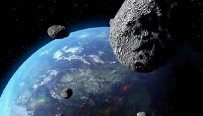 OMG: Eiffel Tower அளவிலான asteroid பூமியை நோக்கி வேகமாக வந்துகொண்டிருக்கிறது!!