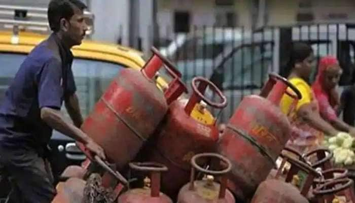 LPG Cylinder டெலிவரியின் போது உங்களிடம் extra charge கேட்கப்பட்டால் இதை செய்யுங்கள்: HPCL