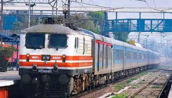 Budget 2021: ரயிலில் பயணிப்பவர்களுக்கு IRCTC விரைவில் இந்த சேவையை துவங்கும்!