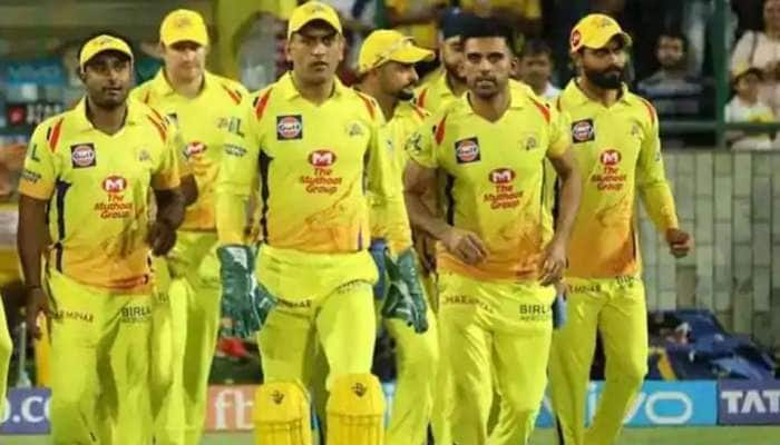 IPL CSK Team 2021: சென்னை சூப்பர் கிங்ஸ் வீரர்களின் முழுமையான பட்டியல் title=