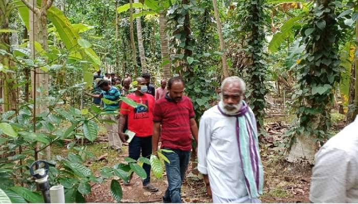 ஈஷா சார்பில் முன்னோடி விவசாயிகளின் தோட்டங்களுக்கு இயற்கை விவசாய சுற்றுலா