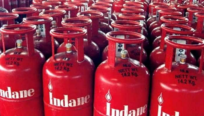 இன்றே கடைசி.. IOCL-யின் சிறப்பு சலுகையில் LPG சிலிண்டரை முன்பதிவு செய்யுங்கள்..!