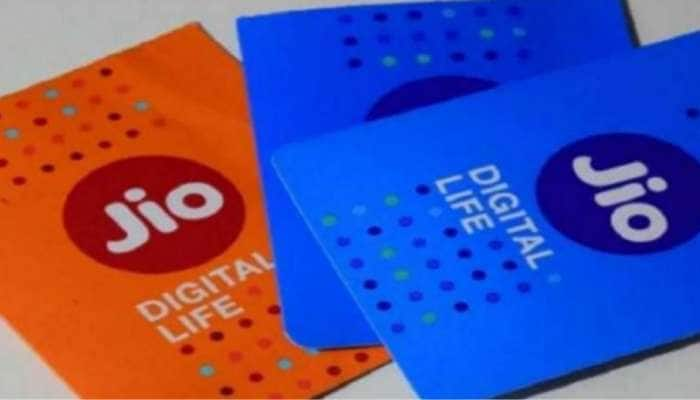 வெறும் Rs.22-ல் கிடைக்கும் Jio Phone ப்ரீபெய்ட் data vouchers: அதிரடி offer-ன் விவரம் உள்ளே 