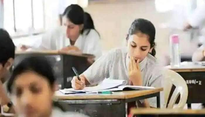 CBSE 10, 12 ஆம் வகுப்பு பொதுத் தேர்வு தேதிகளில் மாற்றம்: புதிய Date Sheet வெளியிடப்பட்டது