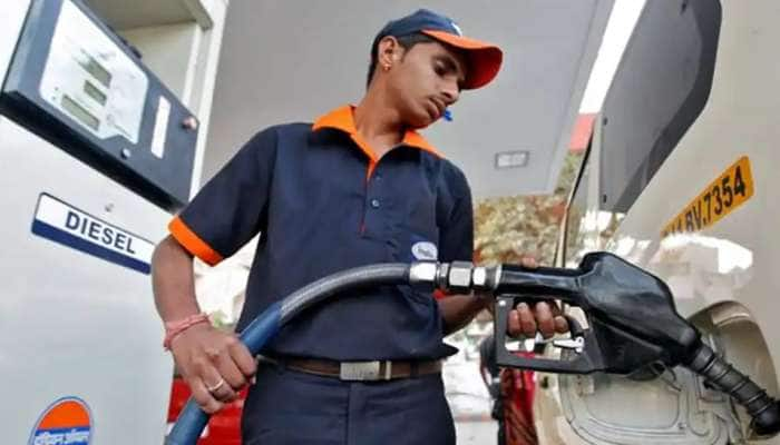 Petrol price hike: இன்று பெட்ரோல், டீசல் விலையில் மாற்றம் இல்லை