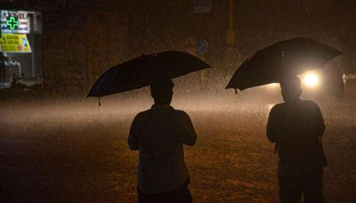 Yellow Warning in Odisha: இடியுடன் கூடிய கனமழைக்கு வாய்ப்பு; கடலோர மாவட்டங்களுக்கு எச்சரிக்கை