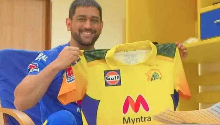 சென்னை சூப்பர் கிங்ஸ் (CSK) அணிக்கு புதிய சீருடை- In Pics!