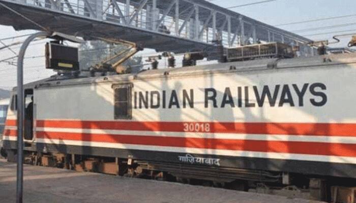 Indian Railways Updates: இந்த ரயில்களின் பாதை மற்றும் நேரம் மாற்றம்!