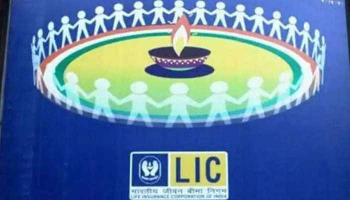 LIC அளித்த good news: இனி பாலிசிதாரர்கள் இந்த எளிதான வழியிலும் கட்டணம் செலுத்தலாம் 