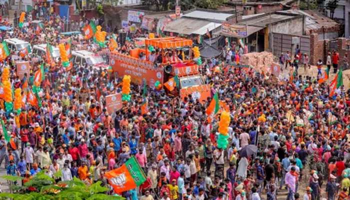 நாடு முழுவதும் கொரோனா தாண்டவமாடுகிறது; இந்திய தேர்தல் ஆணையம் எடுத்த அதிரடி முடிவு