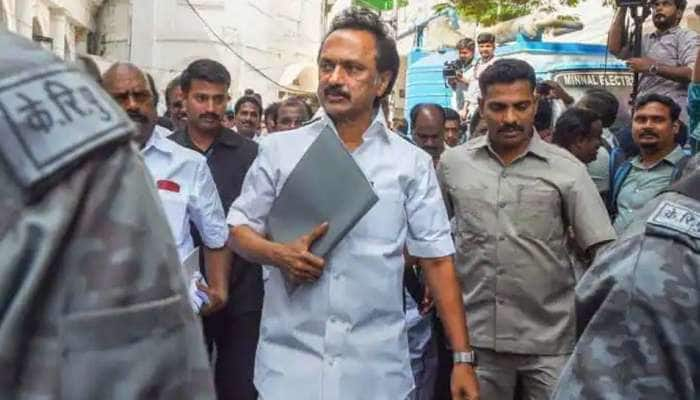 திமுக சட்டமன்றக் கட்சித் தலைவராக ஸ்டாலின் ஒருமனதாக தேர்வு  