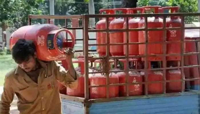 LPG சிலிண்டர் வாடிக்கையாளர்களுக்கு IOCL அளிக்கும் 4 முக்கிய வசதிகள் இவைதான்!! 