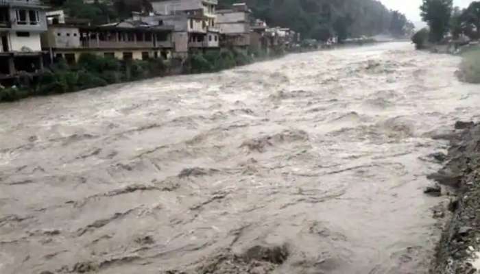 Monsoon Alert: இந்தியாவின் வட மாநிலங்களில் இயற்கை சீற்றம், மின்னல் தாக்கி 75 பேர் பலி