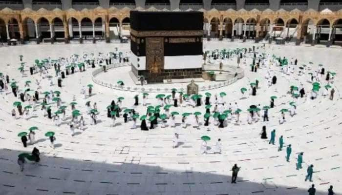 Haj Pilgrimage: மெக்காவில் கொரோனாவுக்கு மத்தியில் பாதுகாப்பான ஹஜ் யாத்திரை