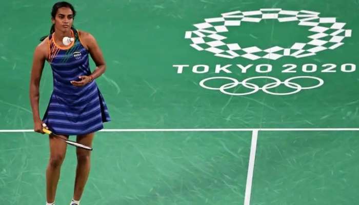 Tokyo Olympics 2020: இந்தியாவின் பிவி சிந்து பாட்மிண்டன் முதல் சுற்றில் வெற்றி