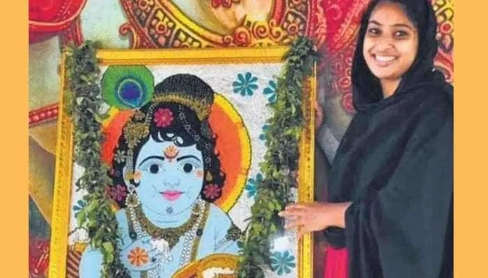  'எனது கனவு நிறைவேறியது': இஸ்லாமிய பெண்மணி அர்பணித்த கிருஷ்ணர் ஓவியம் title=