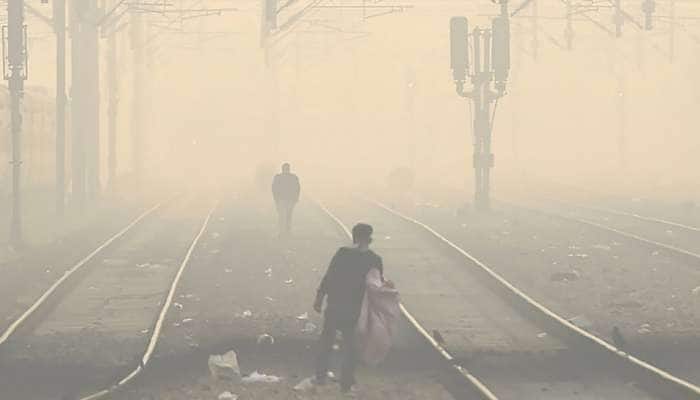 Air Pollution: டெல்லியில் காற்று மாசுபாடு உச்சத்தில்! 436 AQI!! 