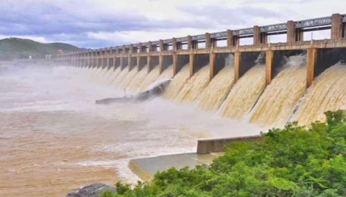 மேட்டூர் அணையில் இருந்து 20 ஆயிரம் கன அடி தண்ணீர் திறப்பு