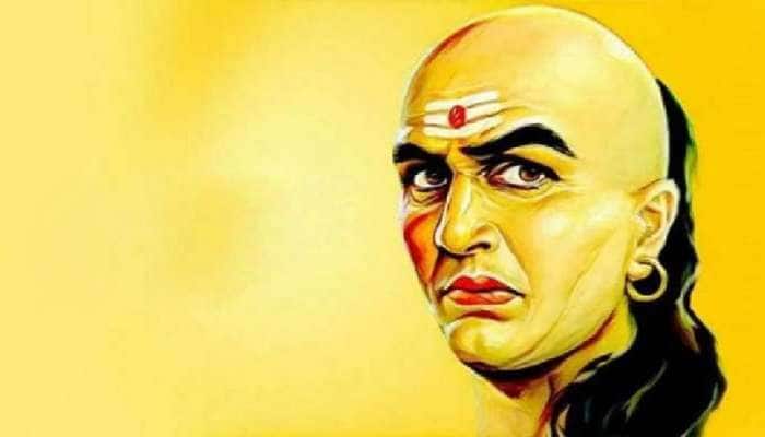 Chanakya Niti: மன அமைதிக்கு 3 முக்கிய விஷயங்கள் title=