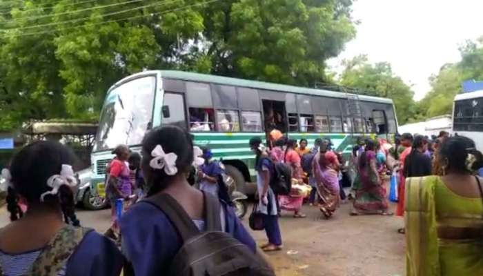 பேருந்தில் மாணவர்களின் பீதி கிளப்பும் பயணம்: கூட்டு நடவடிக்கையால் கிடைத்தது தீர்வு title=