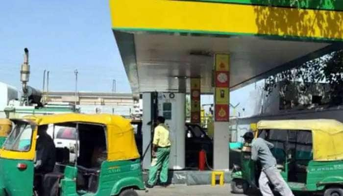 CNG விலை உயர்வு;  நடுத்தர மக்களுக்கு அதிக பாதிப்பு