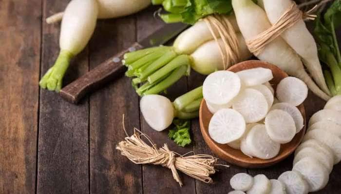 Radish: BP முதல் மஞ்சள் காமாலை வரை; பல வித நோய்களுக்கு அருமருந்தாகும் முள்ளங்கி!  title=