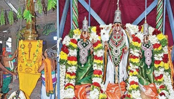 Thaipusam 2022: பழனி முருகன் கோயில் தைப்பூச திருவிழா கொடியேற்றத்தடன் தொடங்கியது