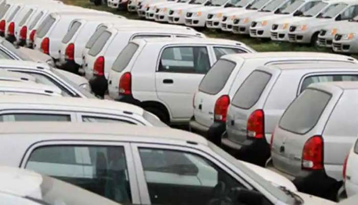 Used Cars: புத்தம் புது கார் போல் இருக்கும் சூப்பர் கார்களை குறைந்த விலையில் வாங்கணுமா?