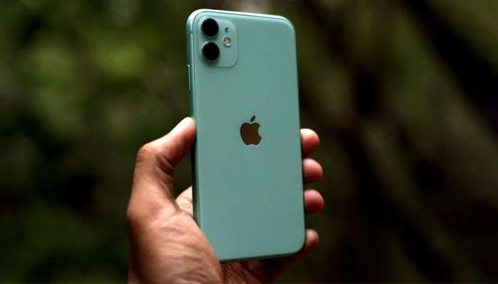 Apple Deal; இந்த iPhone ஐ 31 ஆயிரம் ரூபாய்க்கு வாங்க அரிய வாய்ப்பு title=