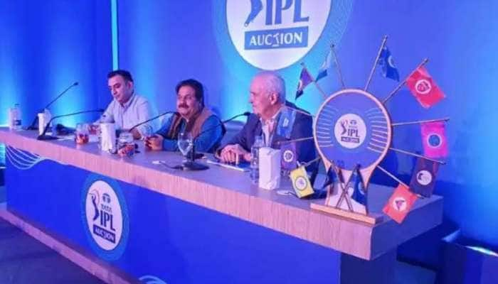 IPL 2022 மெகா ஏலம் இரண்டாம் நாள் முக்கிய அம்சங்கள்: நேரலையில் எங்கு எப்போது காணலாம்?  title=