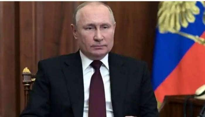 Russia Ukraine Crisis: 'சிறப்பு நடவடிக்கை' எடுக்கப்படுவதாக புடின் அறிவிப்பு title=