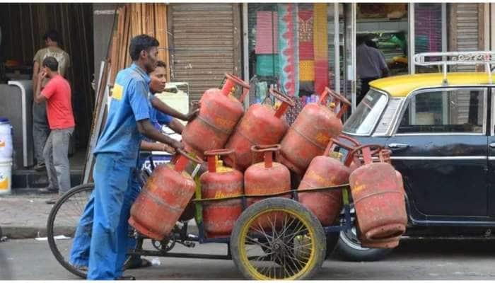 இண்டர்நெட் இல்லாமல் டிஜிட்டல் முறையில் எல்பிஜி சிலிண்டர்களை புக் செய்வது எப்படி?