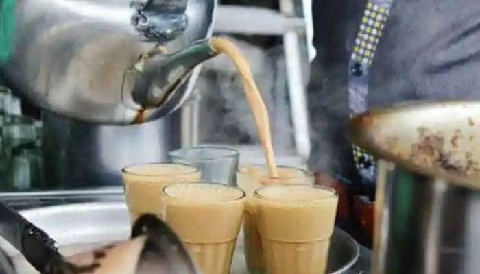 டீ, காபி குடிப்பவர்களுக்கு அதிர்ச்சி தகவல்! விலை அதிரடி உயர்வு! 