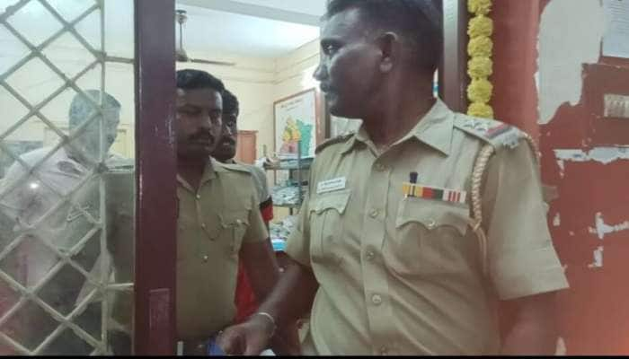 காதலிக்கு செல்போன் வாங்கித் தருவதற்கு மூதாட்டியை கொலை செய்த கல்லூரி மாணவர்..! title=