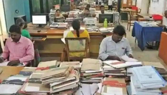 அரசு ஊழியர்களுக்கு குட் நியூஸ் விரைவில் அகவிலைப்படி உயரலாம் இது தமிழக செய்தி