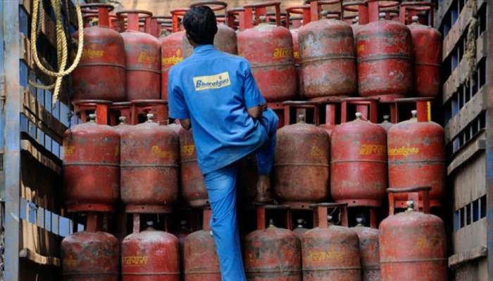 Free LPG Cylinder: இலவச சிலிண்டர் வழங்கும் பேடிஎம்